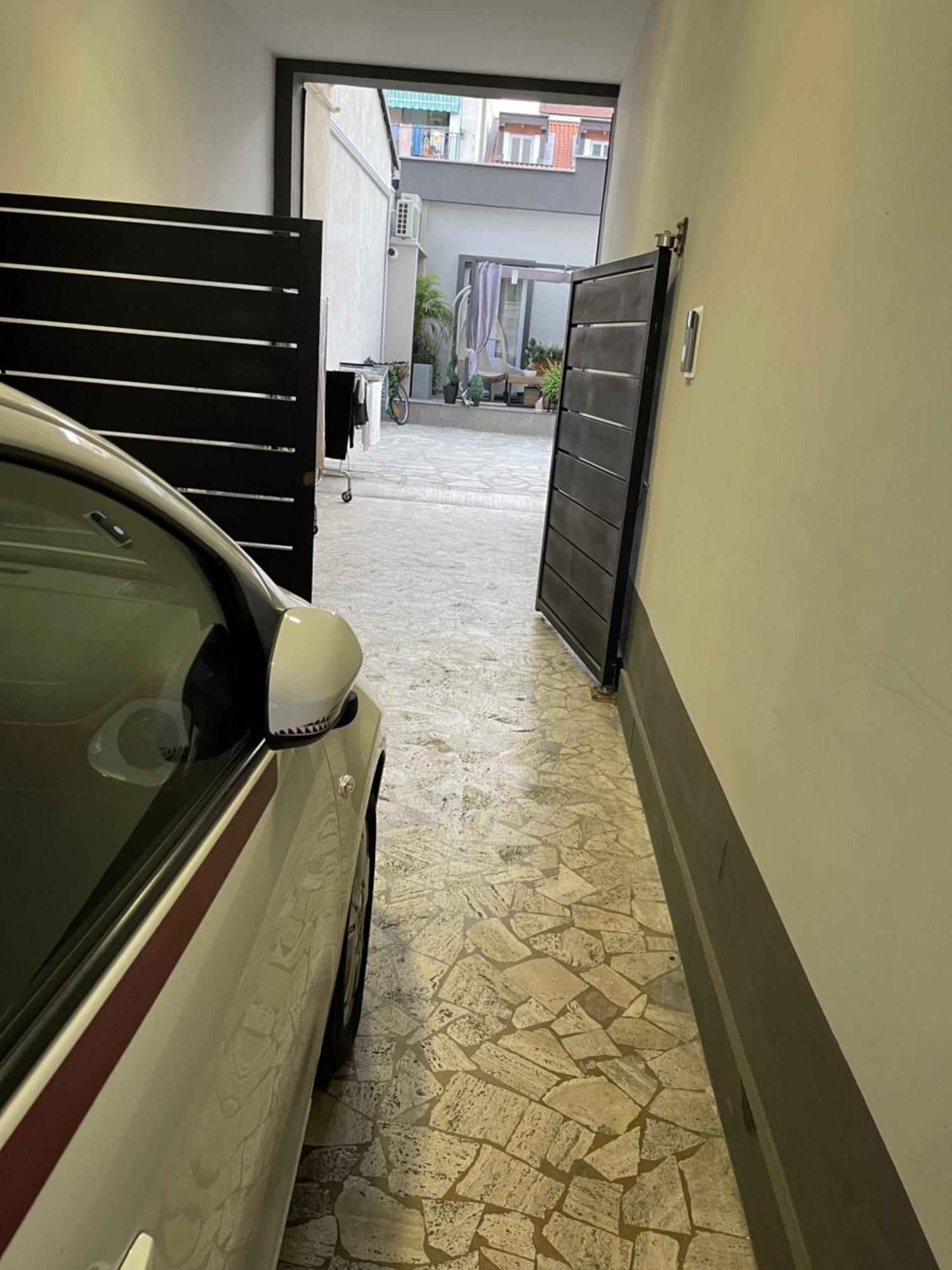 Decoluxe !Apartamento Con 1 Camera Da Letto , In Zona San Paolo , Via Martiniana Turin Exterior photo